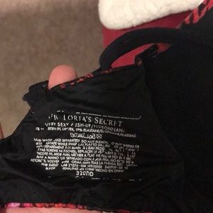 Victoria’s Secret Very Sexy Pushup Bra